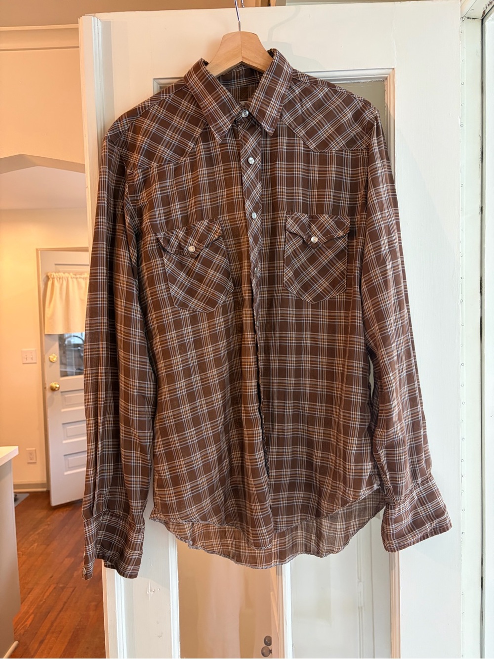 70’s Wrangler Men's Brown Plaid Pearl Snap Shirt